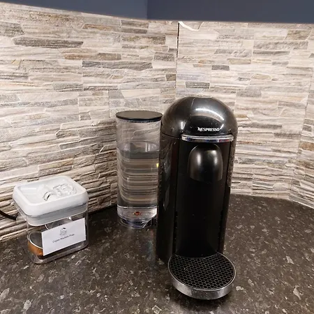 Molly's Self Catering * קאבן