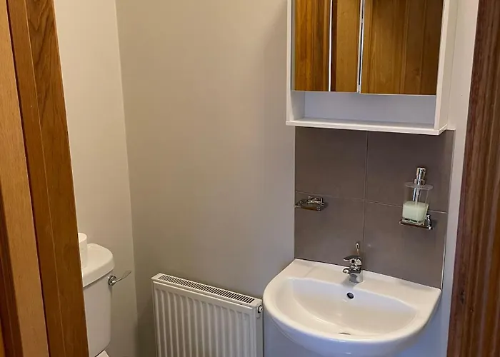 בית נופש Molly's Self Catering *