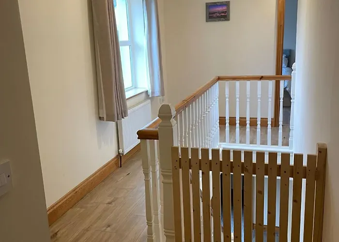 בית נופש Molly's Self Catering *